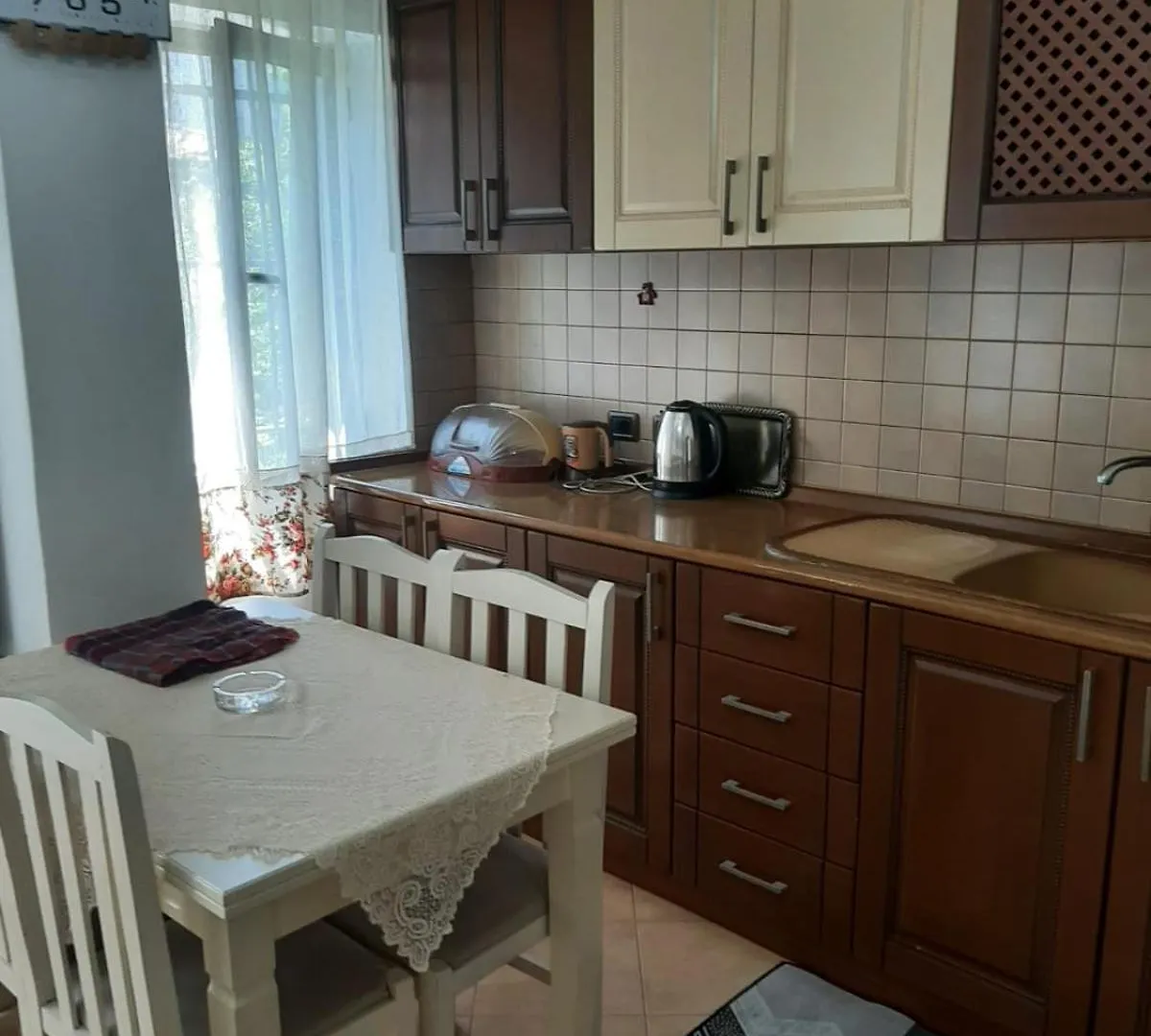 Comfy Home Tirana 0*,  Albania
